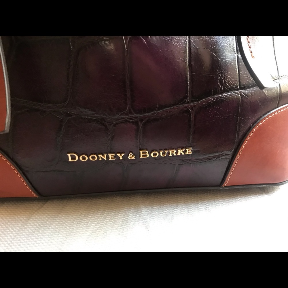 Dooney & Bourke purse